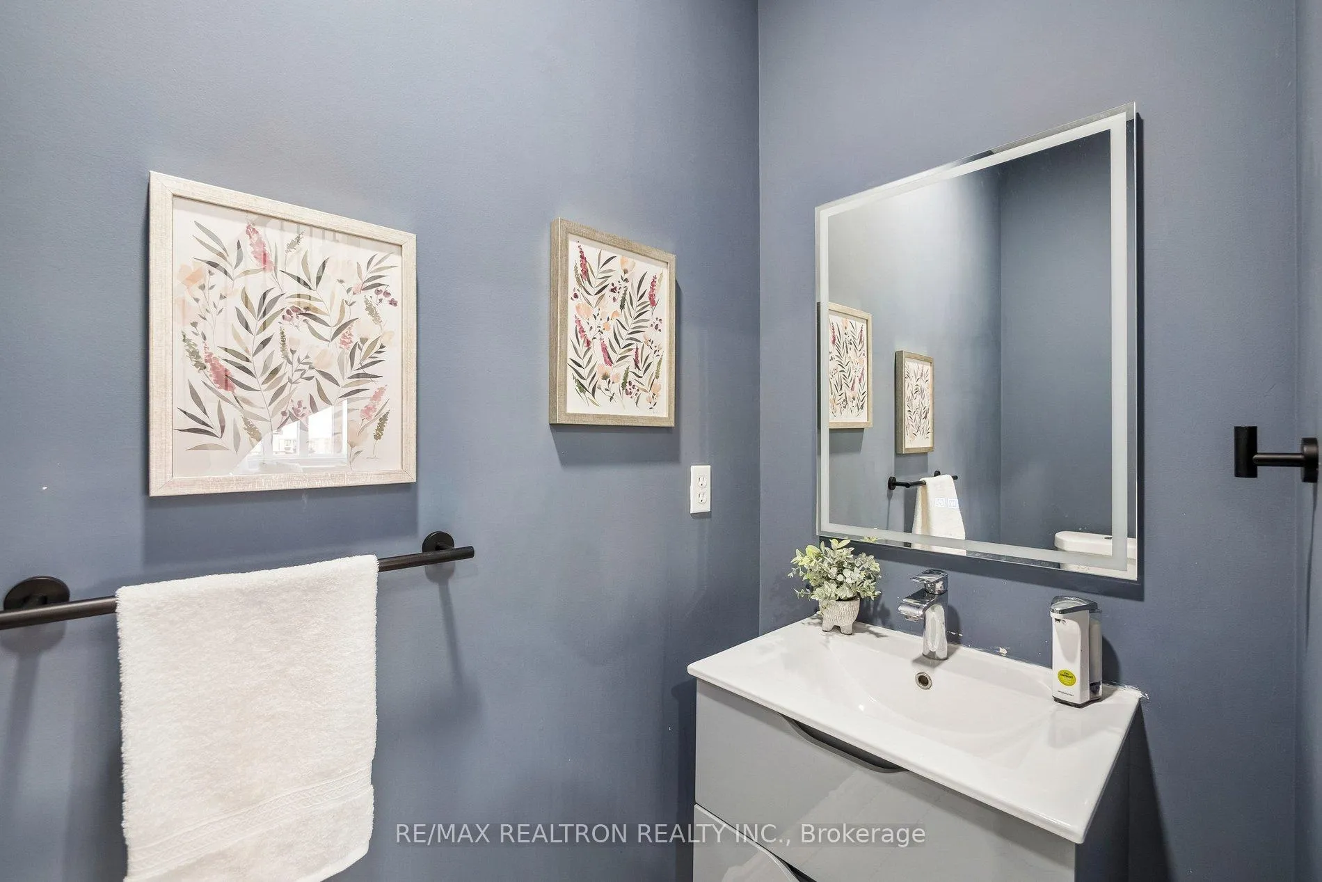 Photo 28 of 146 Seabreeze Avenue, Vaughan, Patterson — HOMEH