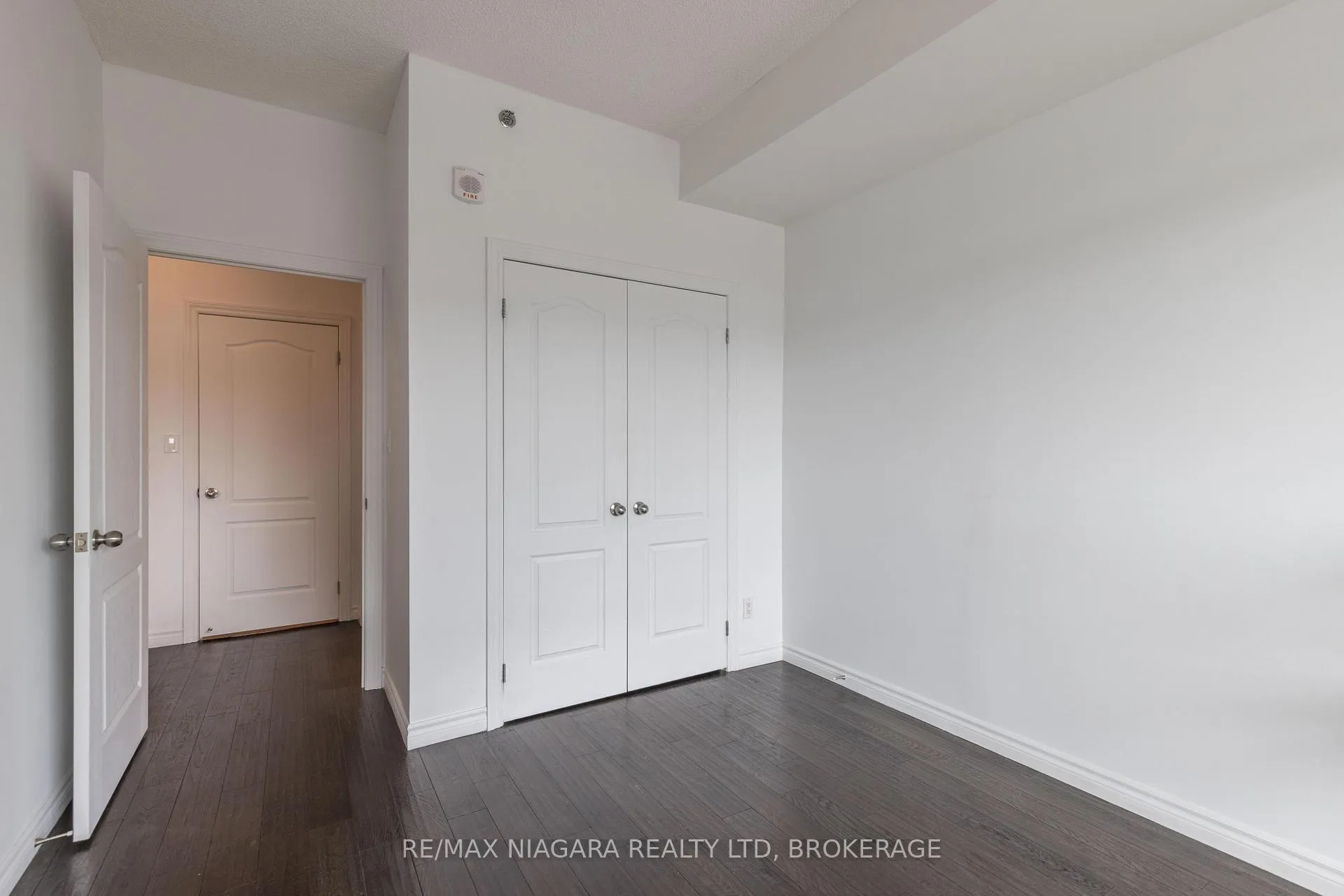 Photo 12 of Unit 203, 34 Plains Road E, Burlington, LaSalle — HOMEH