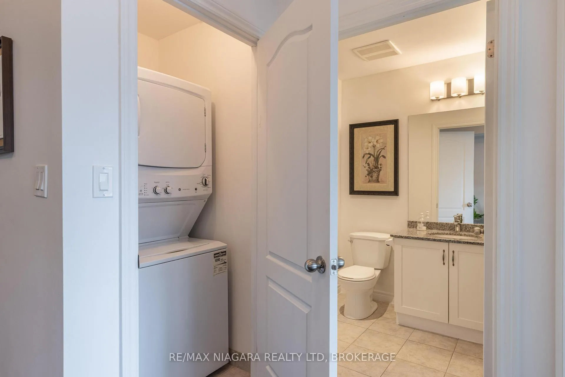 Photo 13 of Unit 203, 34 Plains Road E, Burlington, LaSalle — HOMEH