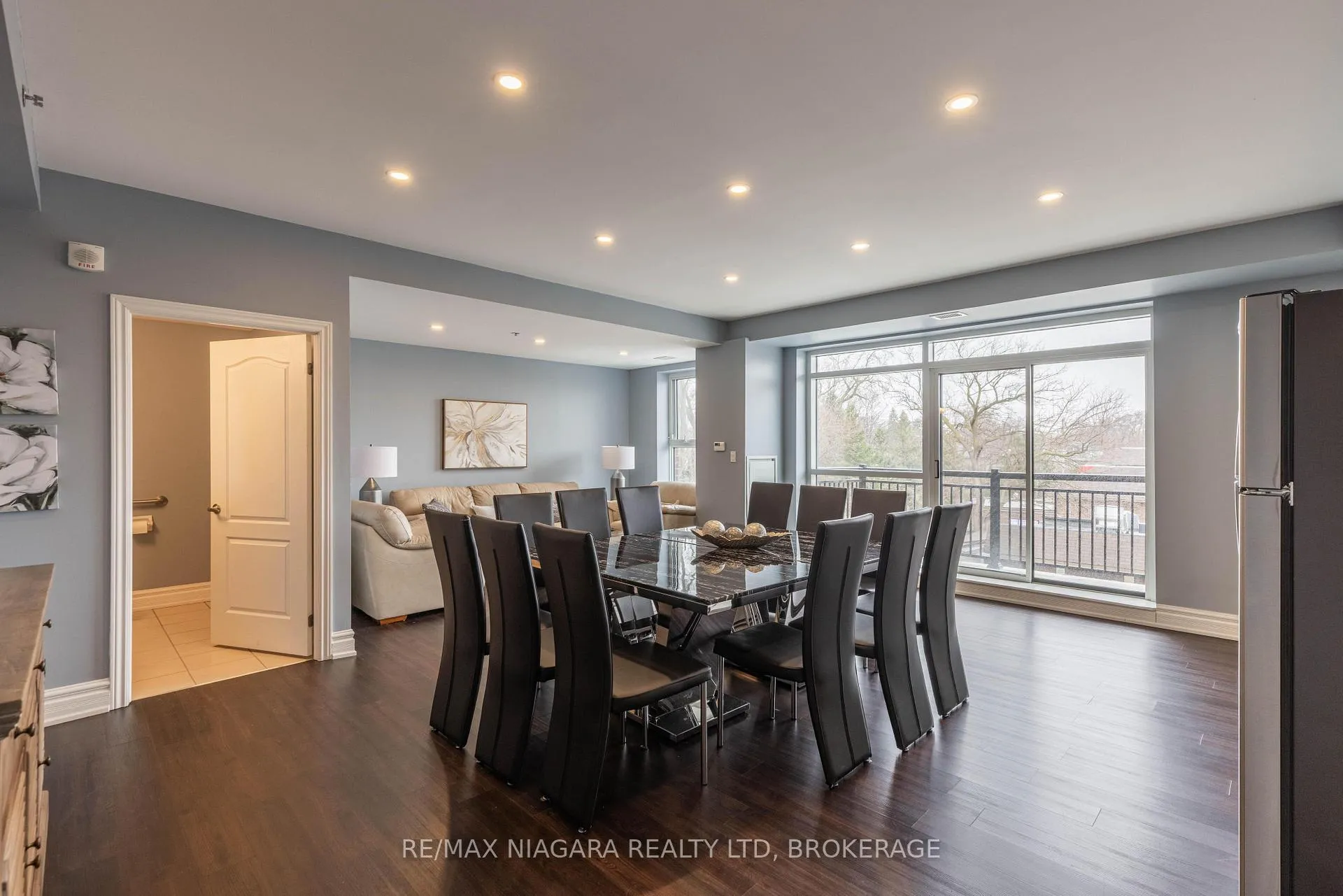Photo 15 of Unit 203, 34 Plains Road E, Burlington, LaSalle — HOMEH