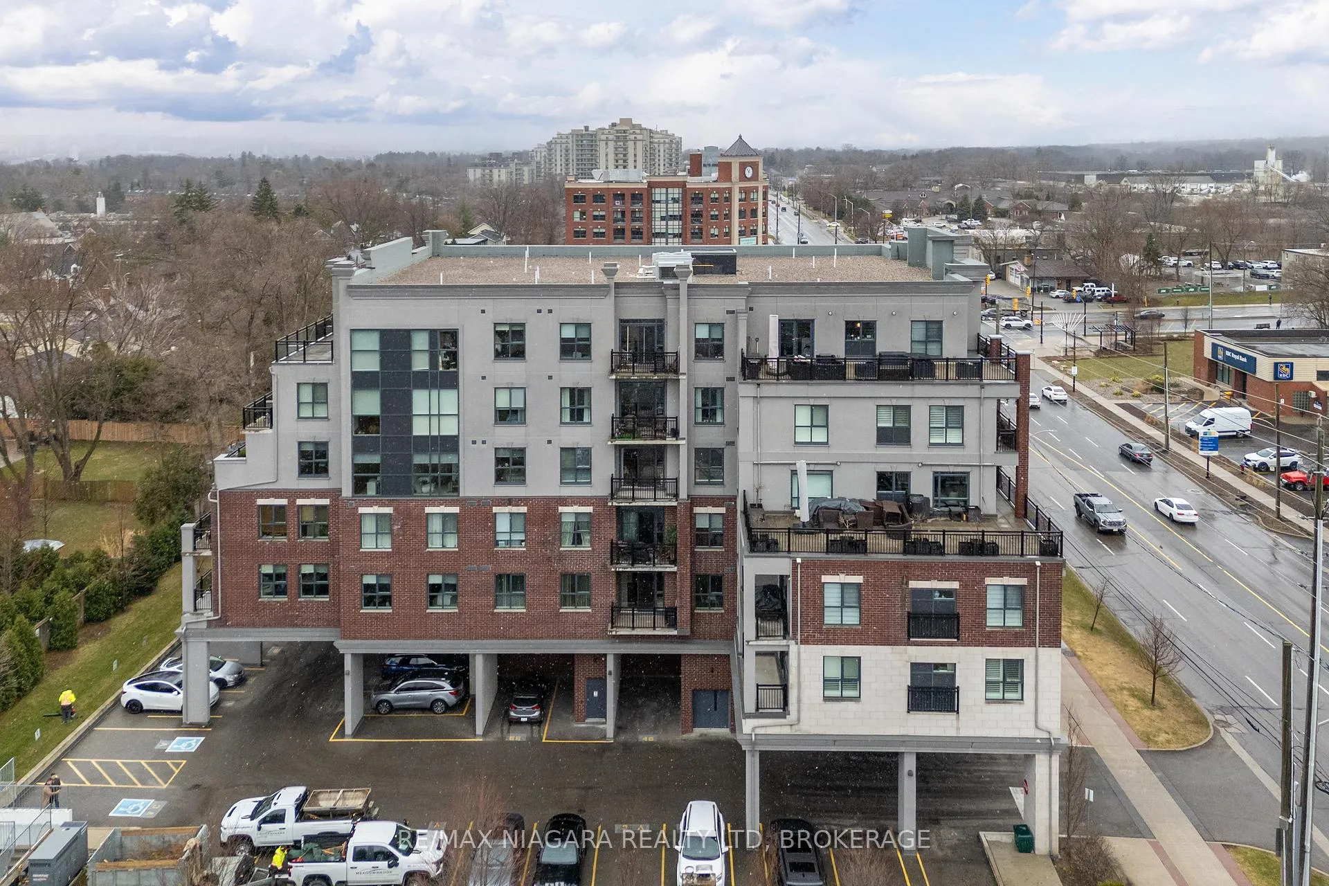 Photo 21 of Unit 203, 34 Plains Road E, Burlington, LaSalle — HOMEH