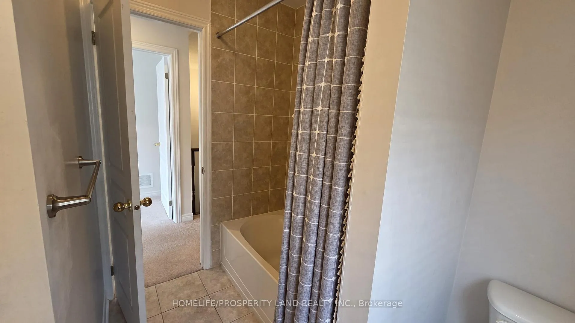 Photo 20 of 103 Maria Road, Markham, Wismer — HOMEH