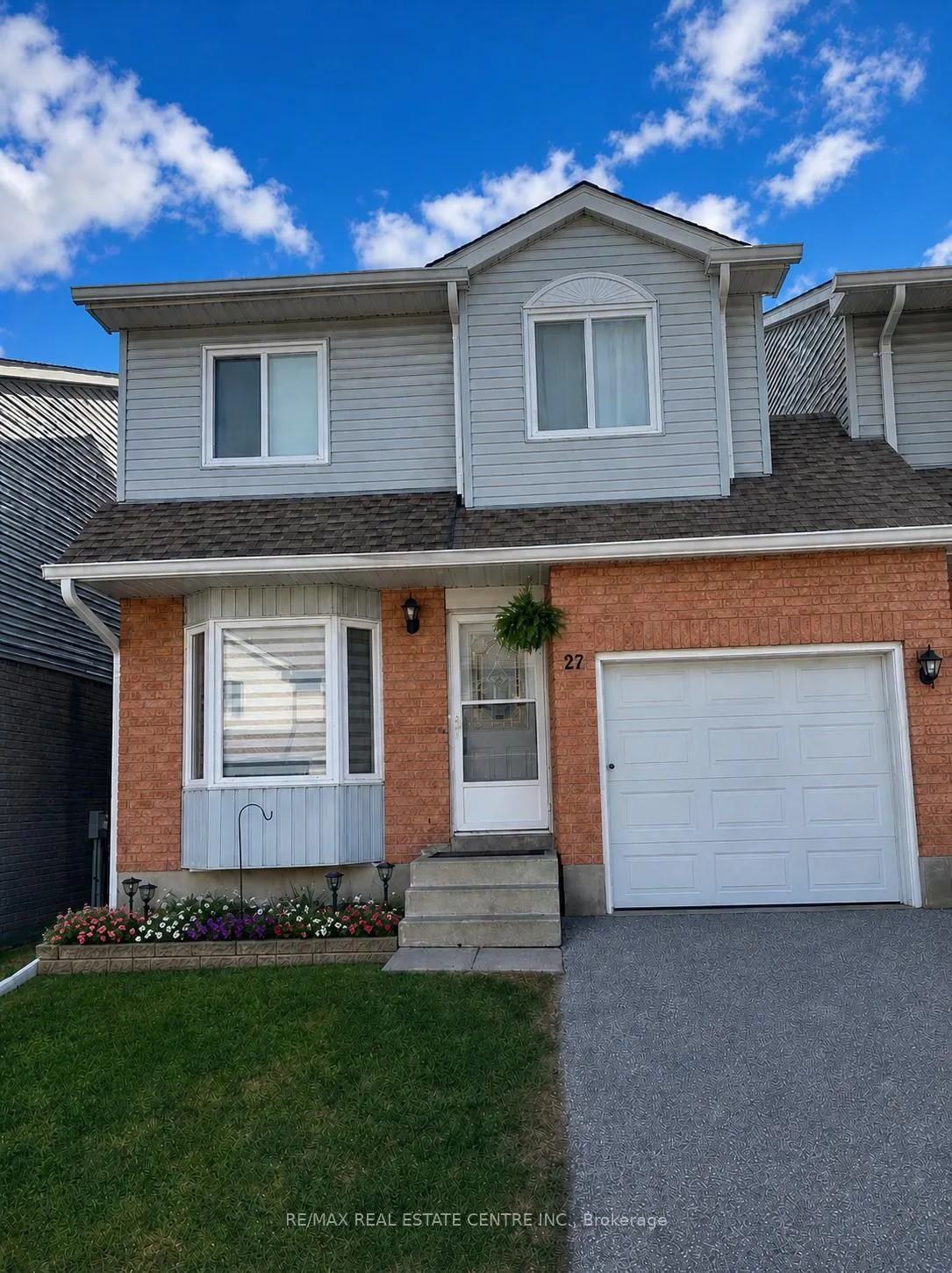 Front of Unit 27, 31 Parkview Drive