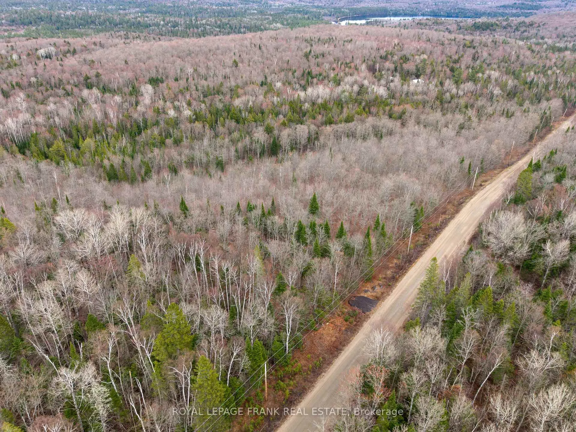 Photo 4 of 841 Mckenzie Lk Road, South Algonquin — HOMEH