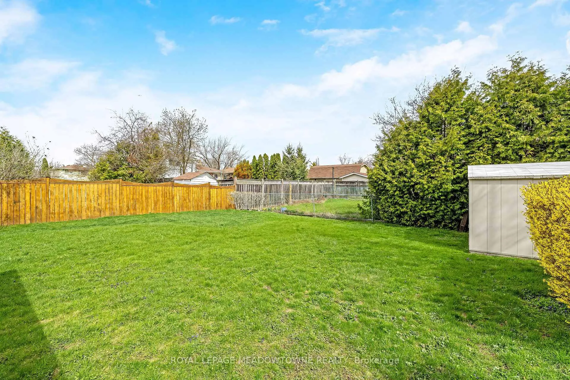 Photo 37 of 57 Inglewood Drive, Brampton, Brampton East — HOMEH