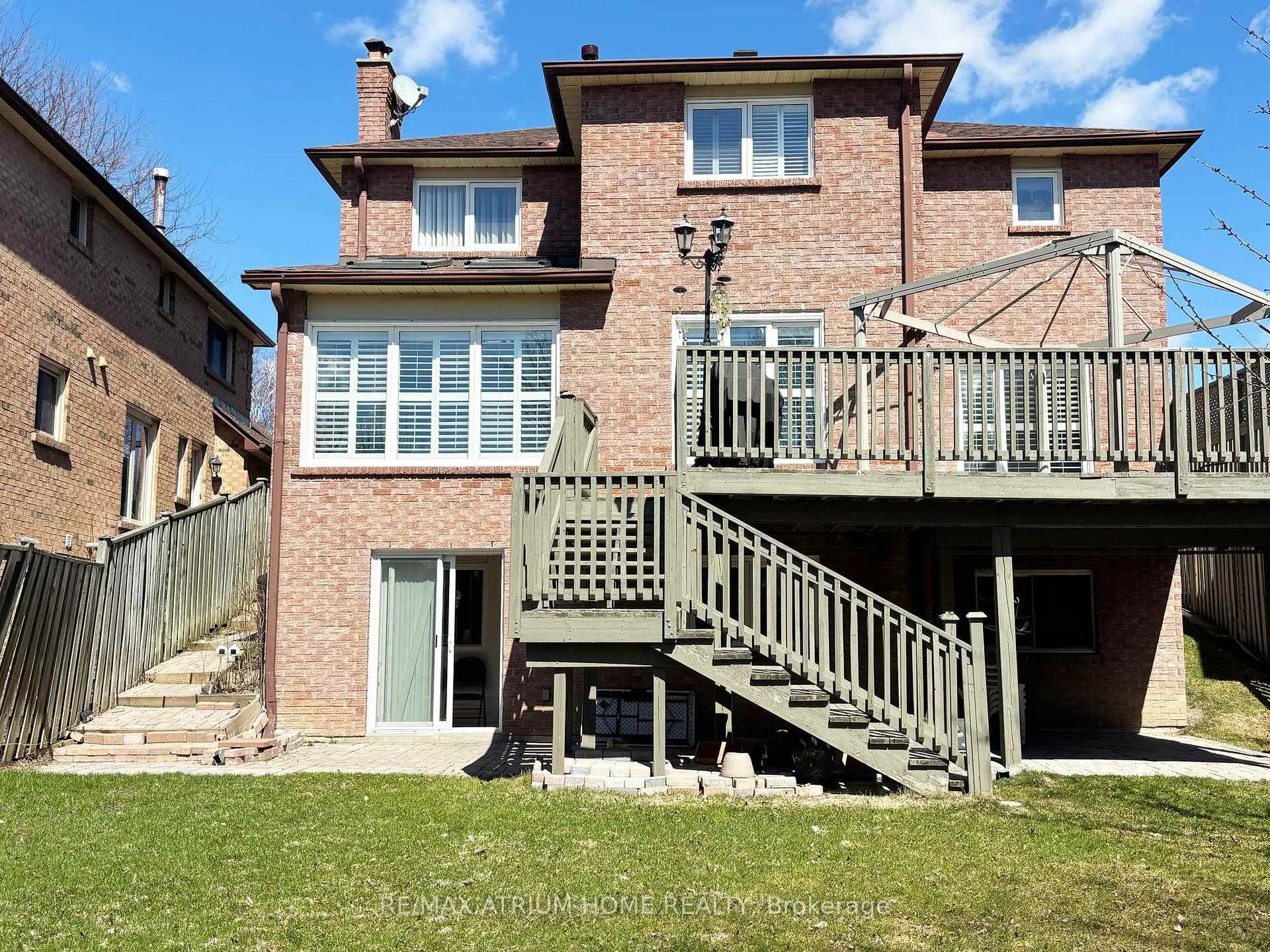 Photo 3 of Unit Basement, 18 Huntington Park Drive, Markham, Thornlea — HOMEH