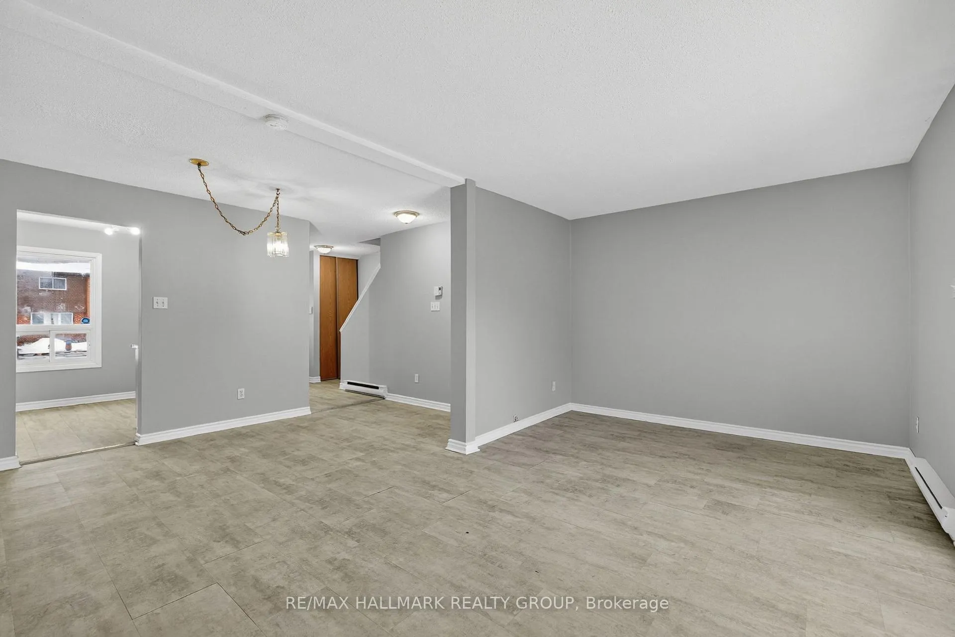 Photo 8 of 3219 Stockton Drive, Ottawa, Blossom Park/Kemp Park/Findlay Creek — HOMEH