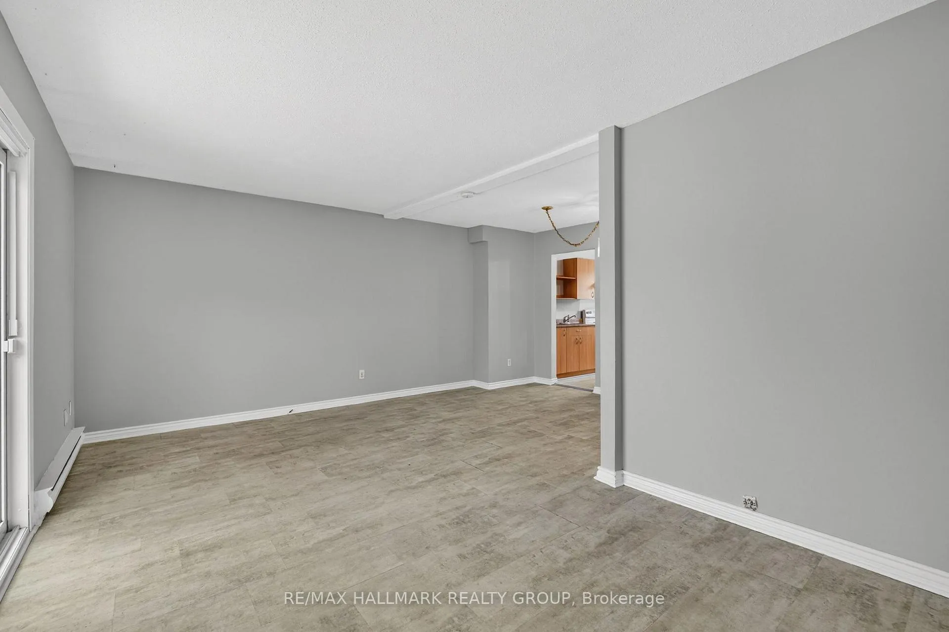 Photo 13 of 3219 Stockton Drive, Ottawa, Blossom Park/Kemp Park/Findlay Creek — HOMEH