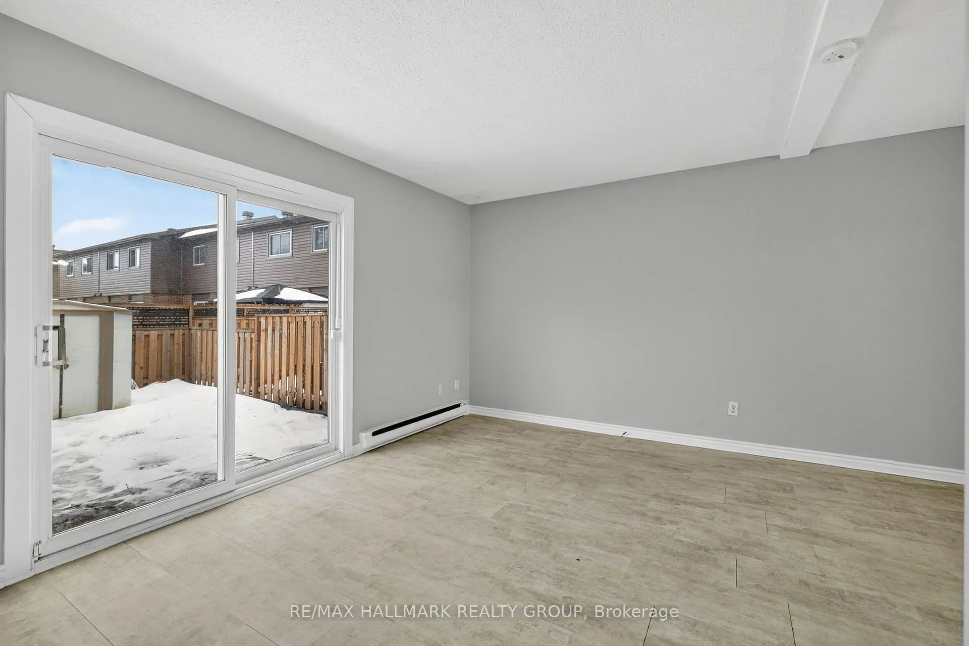 Photo 14 of 3219 Stockton Drive, Ottawa, Blossom Park/Kemp Park/Findlay Creek — HOMEH