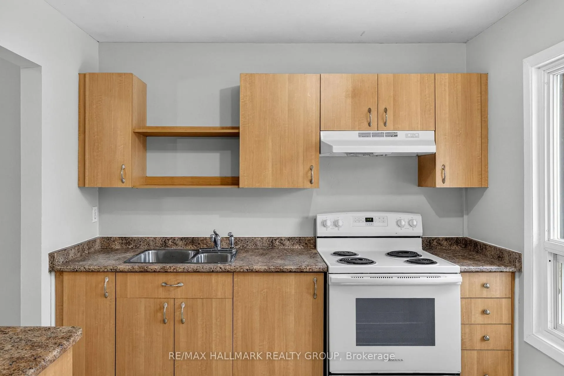 Photo 16 of 3219 Stockton Drive, Ottawa, Blossom Park/Kemp Park/Findlay Creek — HOMEH