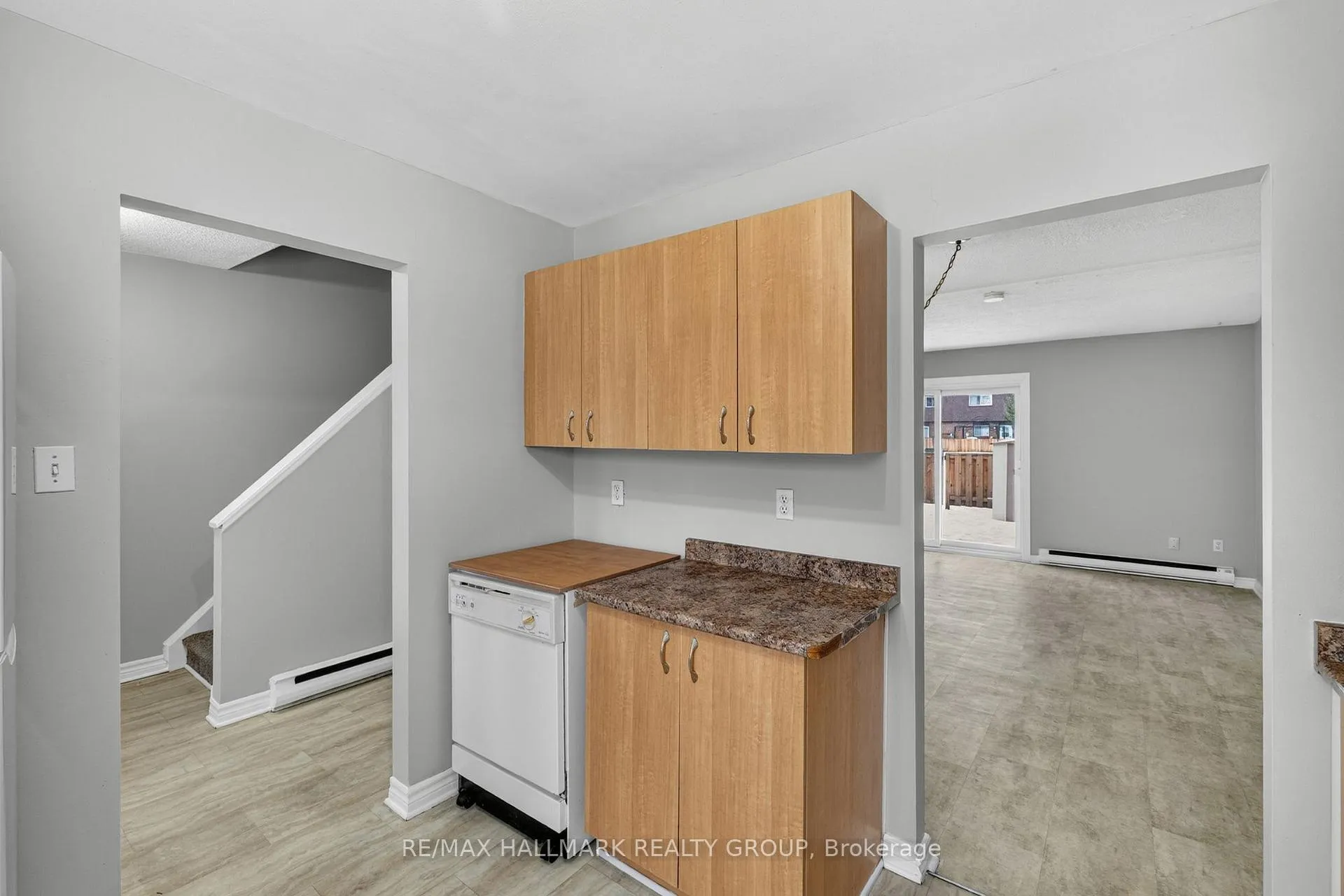 Photo 23 of 3219 Stockton Drive, Ottawa, Blossom Park/Kemp Park/Findlay Creek — HOMEH