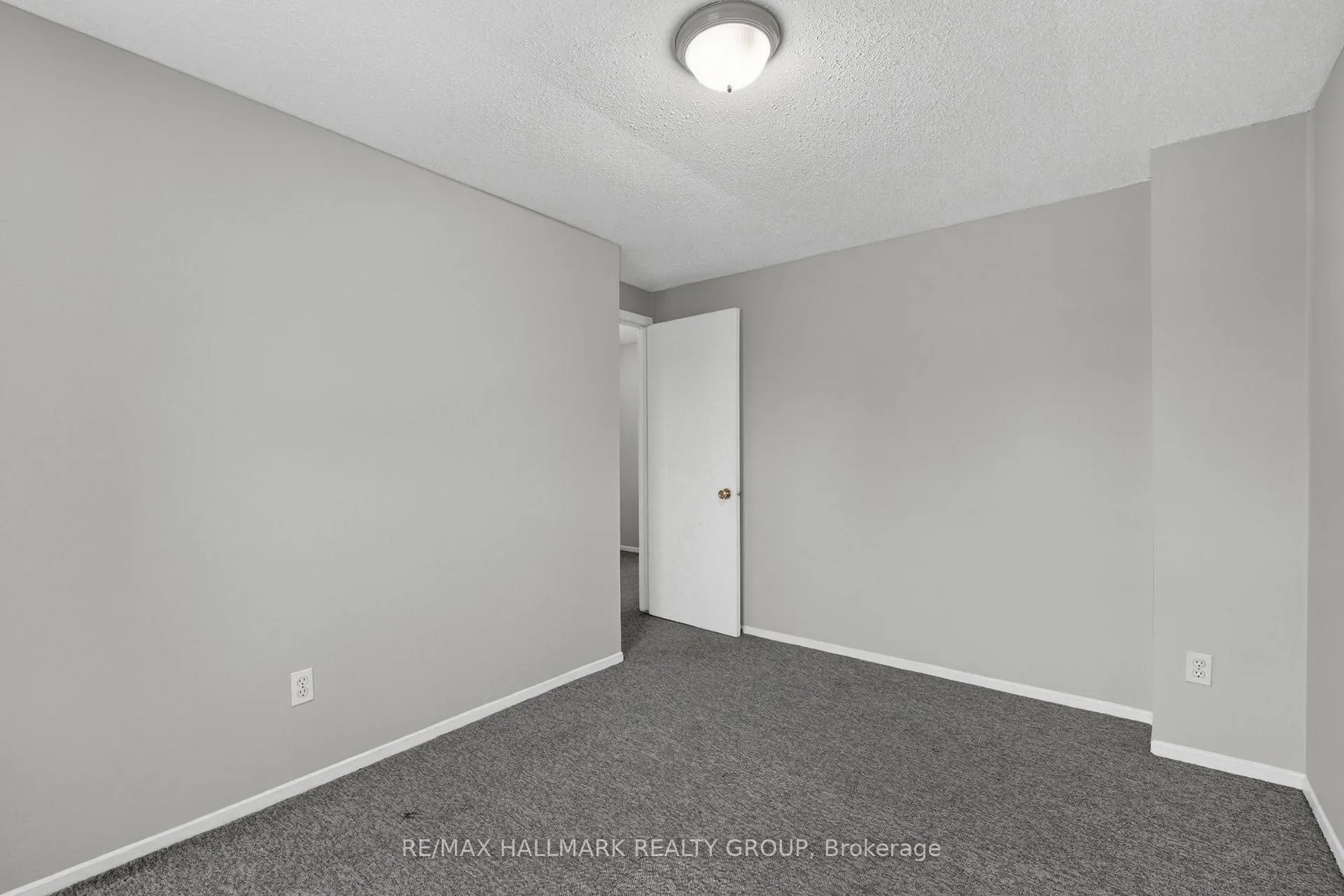 Photo 32 of 3219 Stockton Drive, Ottawa, Blossom Park/Kemp Park/Findlay Creek — HOMEH