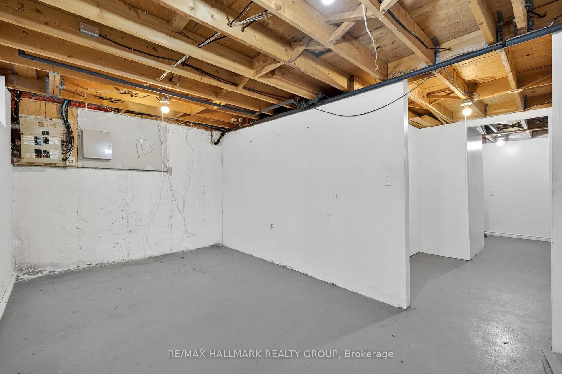 Photo 36 of 3219 Stockton Drive, Ottawa, Blossom Park/Kemp Park/Findlay Creek — HOMEH