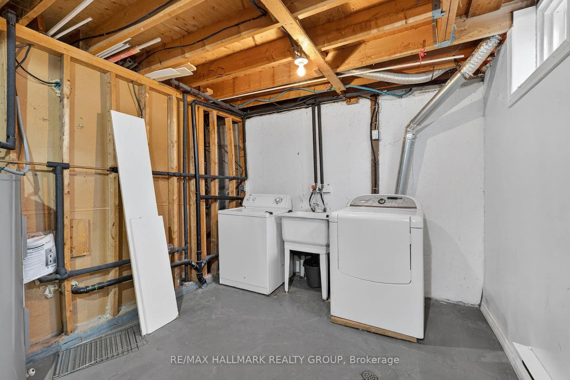 Photo 39 of 3219 Stockton Drive, Ottawa, Blossom Park/Kemp Park/Findlay Creek — HOMEH