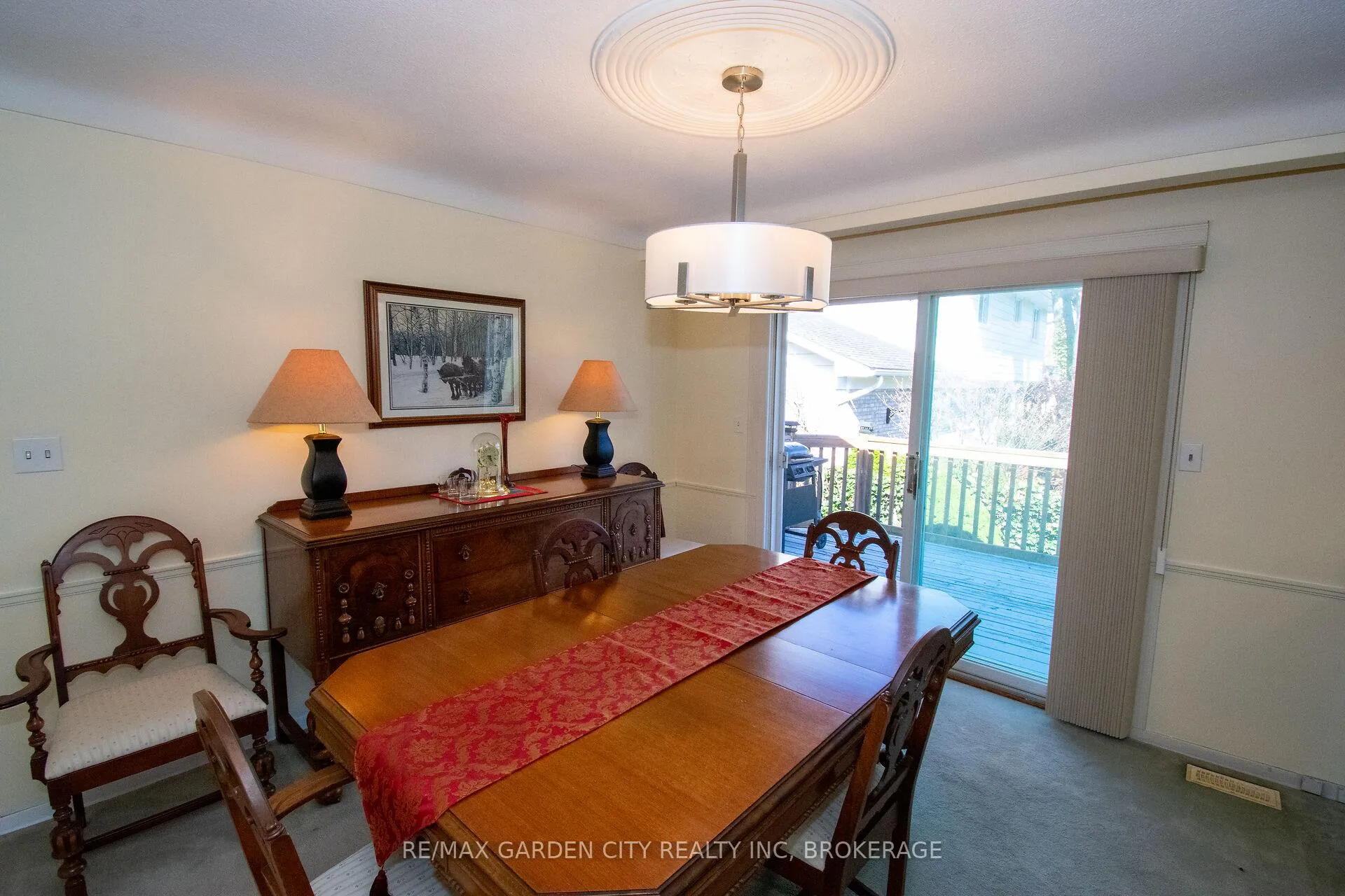 Photo 13 of 22 Shetland Crescent, St. Catharines, E. Chester — HOMEH