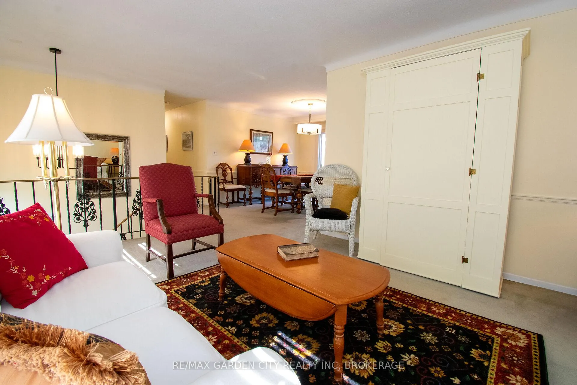 Photo 16 of 22 Shetland Crescent, St. Catharines, E. Chester — HOMEH