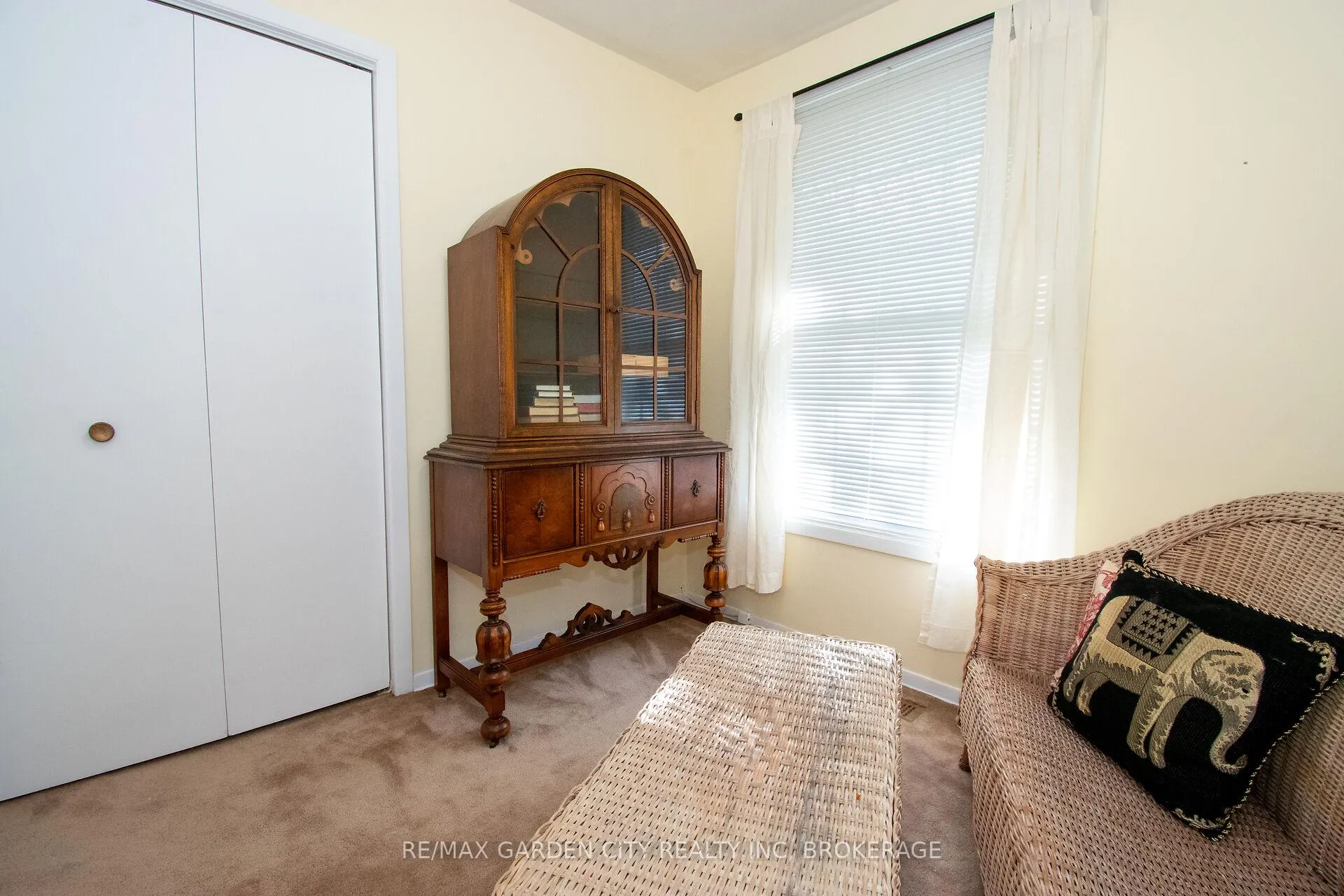 Photo 21 of 22 Shetland Crescent, St. Catharines, E. Chester — HOMEH