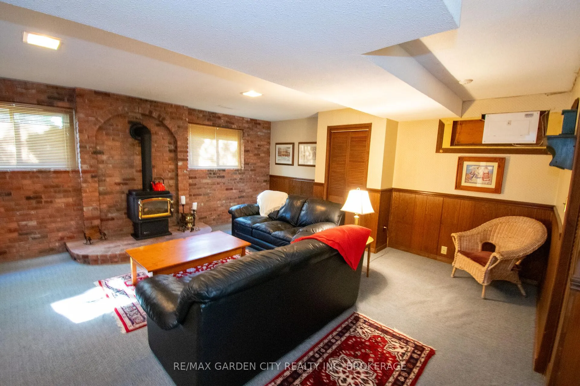 Photo 33 of 22 Shetland Crescent, St. Catharines, E. Chester — HOMEH