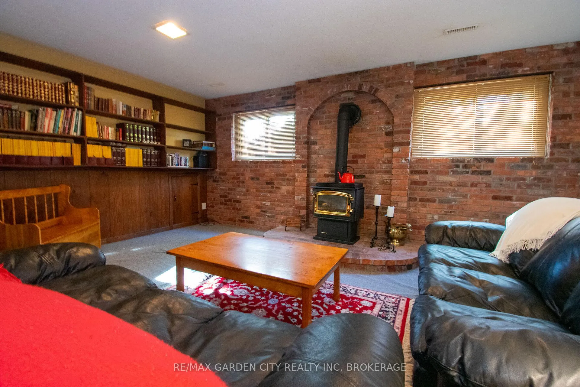 Photo 34 of 22 Shetland Crescent, St. Catharines, E. Chester — HOMEH