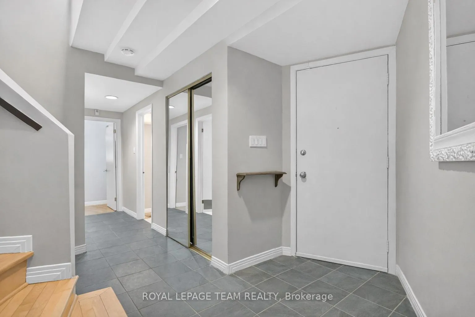 Photo 2 of 10 Lewis Street, Ottawa, Ottawa Centre/Golden Triangle — HOMEH