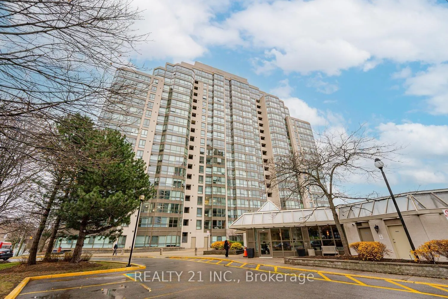 Front of Unit 1107, 3233 Eglinton Avenue E