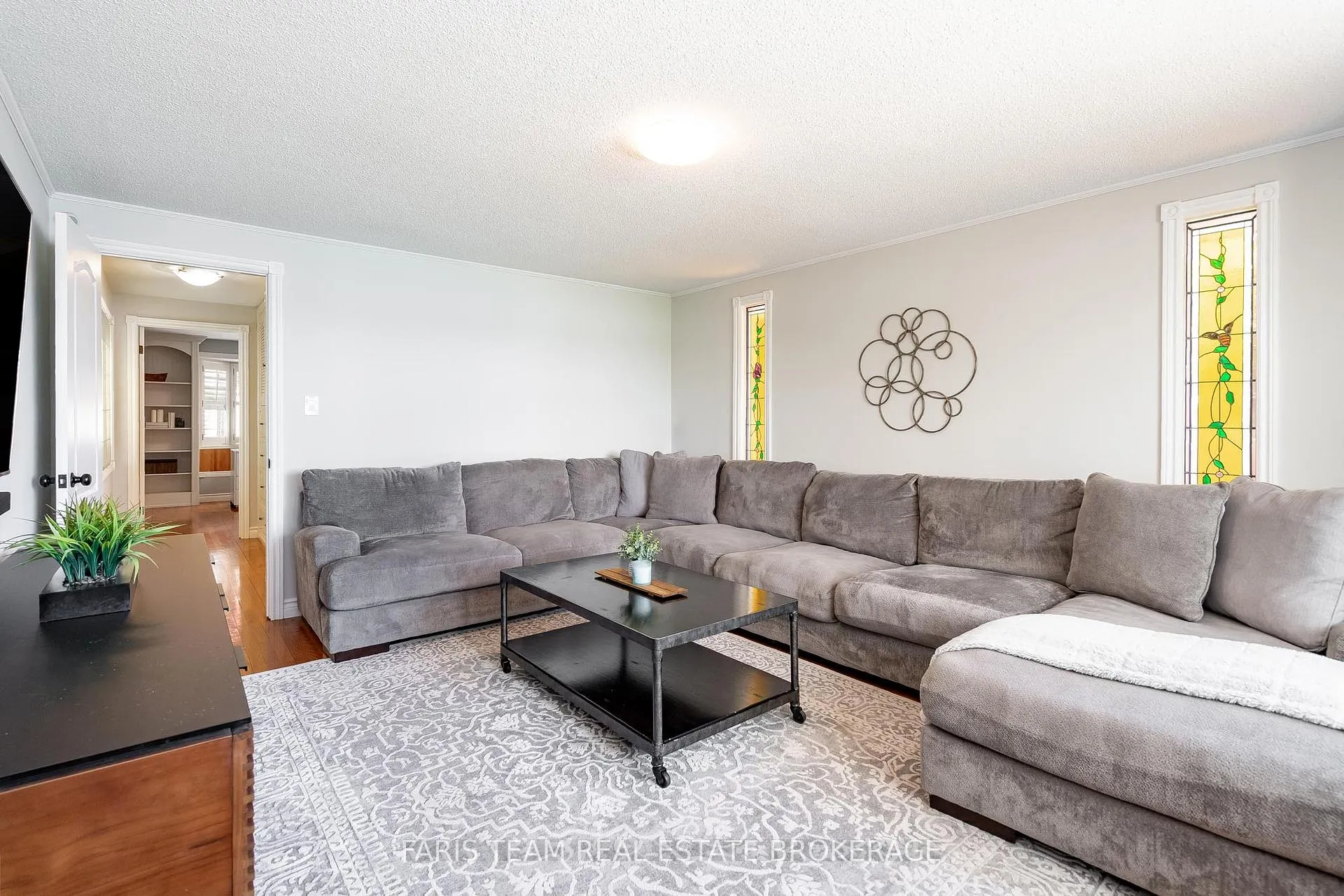 Photo 15 of 10 White Oaks Road, Barrie, South Shore — HOMEH