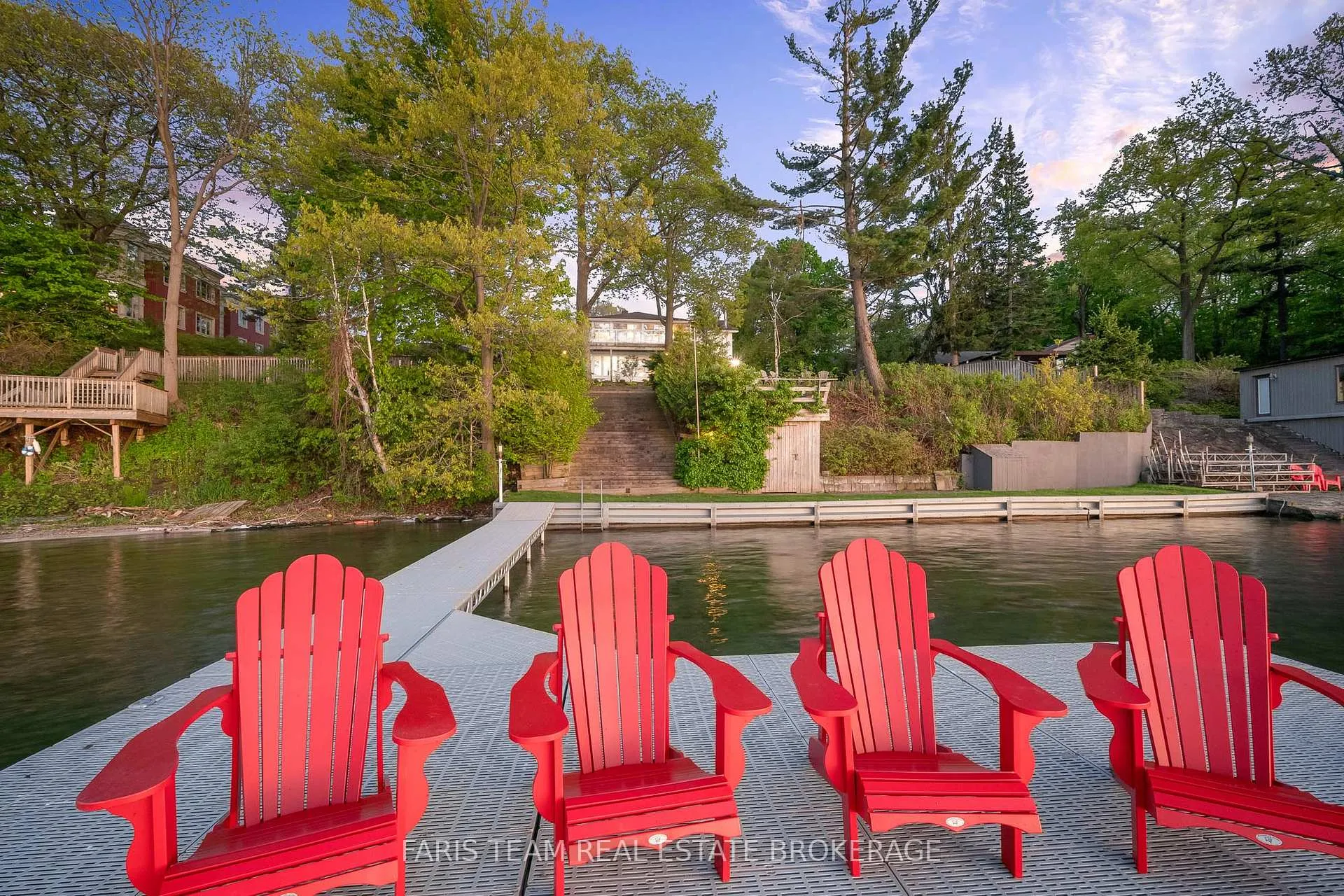 Photo 43 of 10 White Oaks Road, Barrie, South Shore — HOMEH