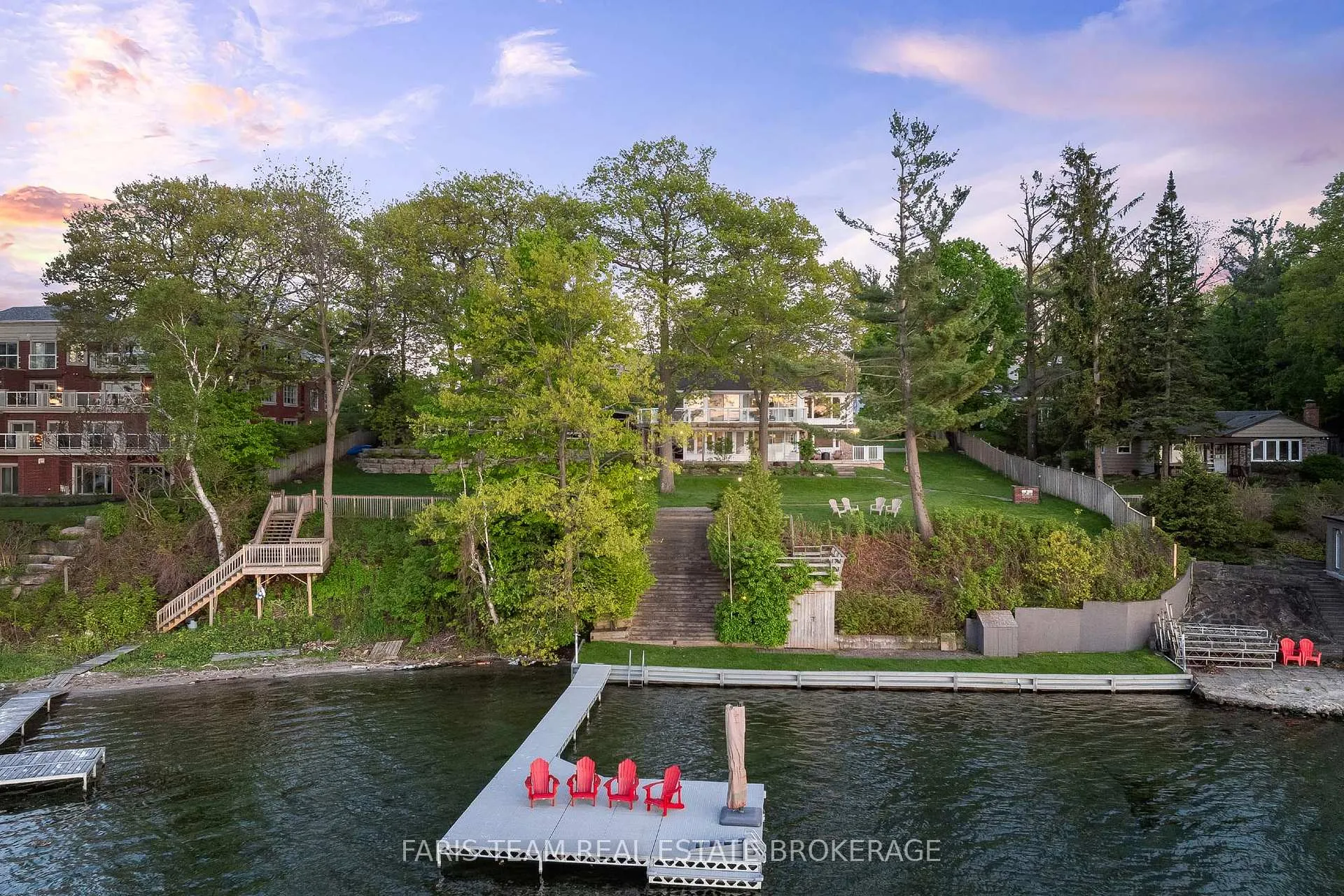 Photo 45 of 10 White Oaks Road, Barrie, South Shore — HOMEH