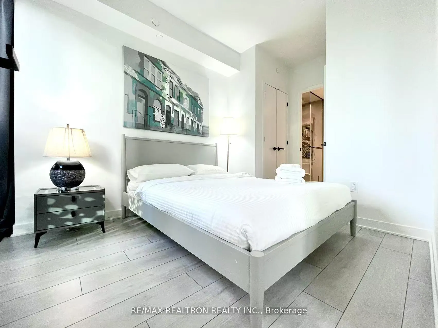 Photo 5 of Unit 2409, 55 Charles Street E, Toronto, Church-Yonge Corridor — HOMEH