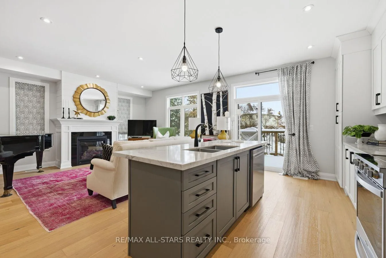 Photo 15 of 579 Victoria Street, Scugog, Port Perry — HOMEH