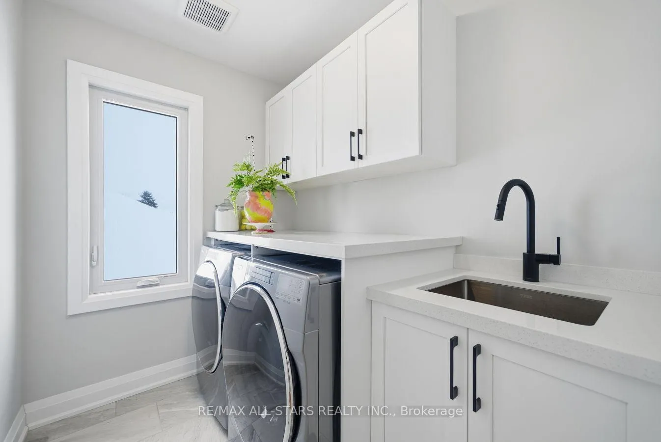 Photo 28 of 579 Victoria Street, Scugog, Port Perry — HOMEH