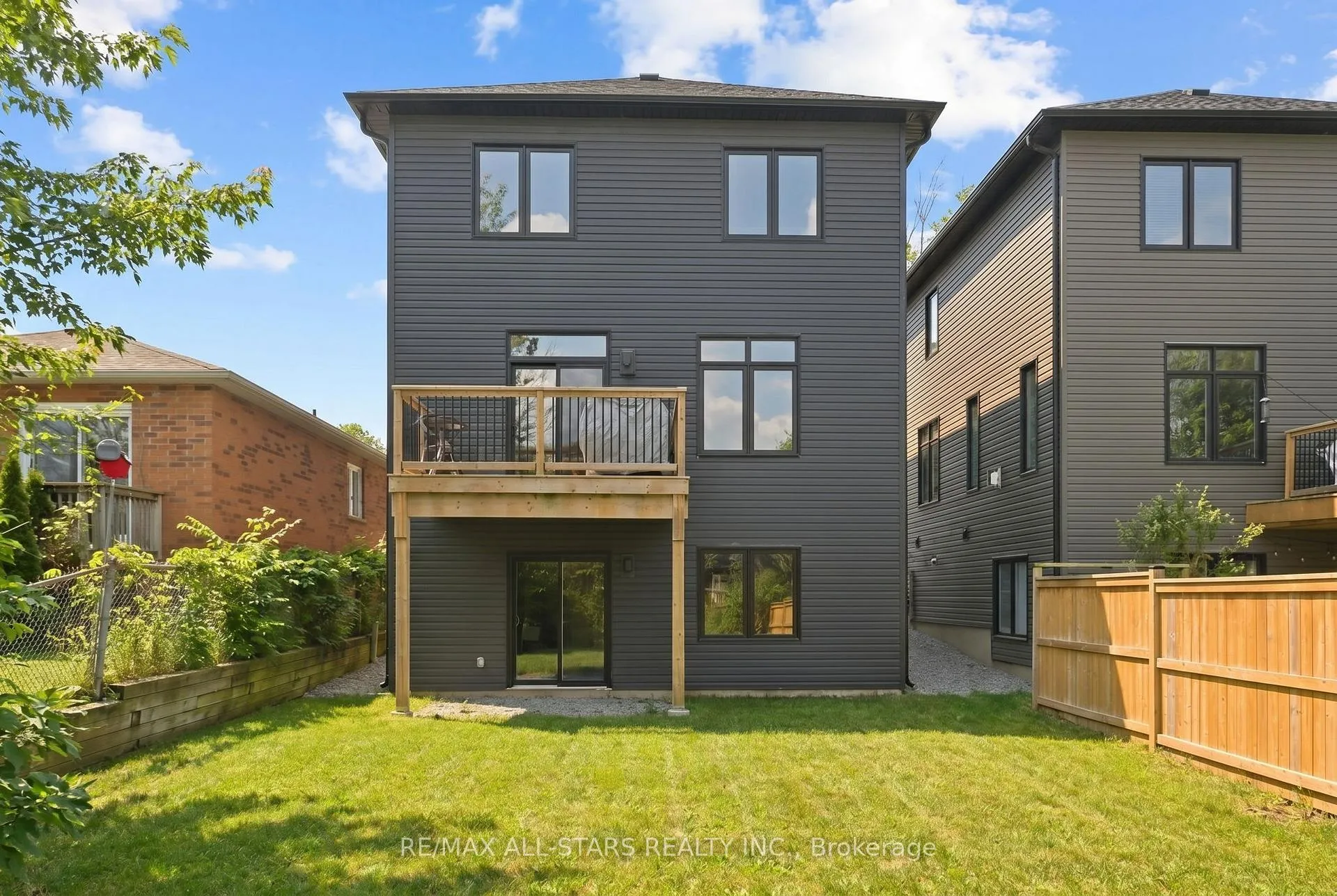 Photo 41 of 579 Victoria Street, Scugog, Port Perry — HOMEH