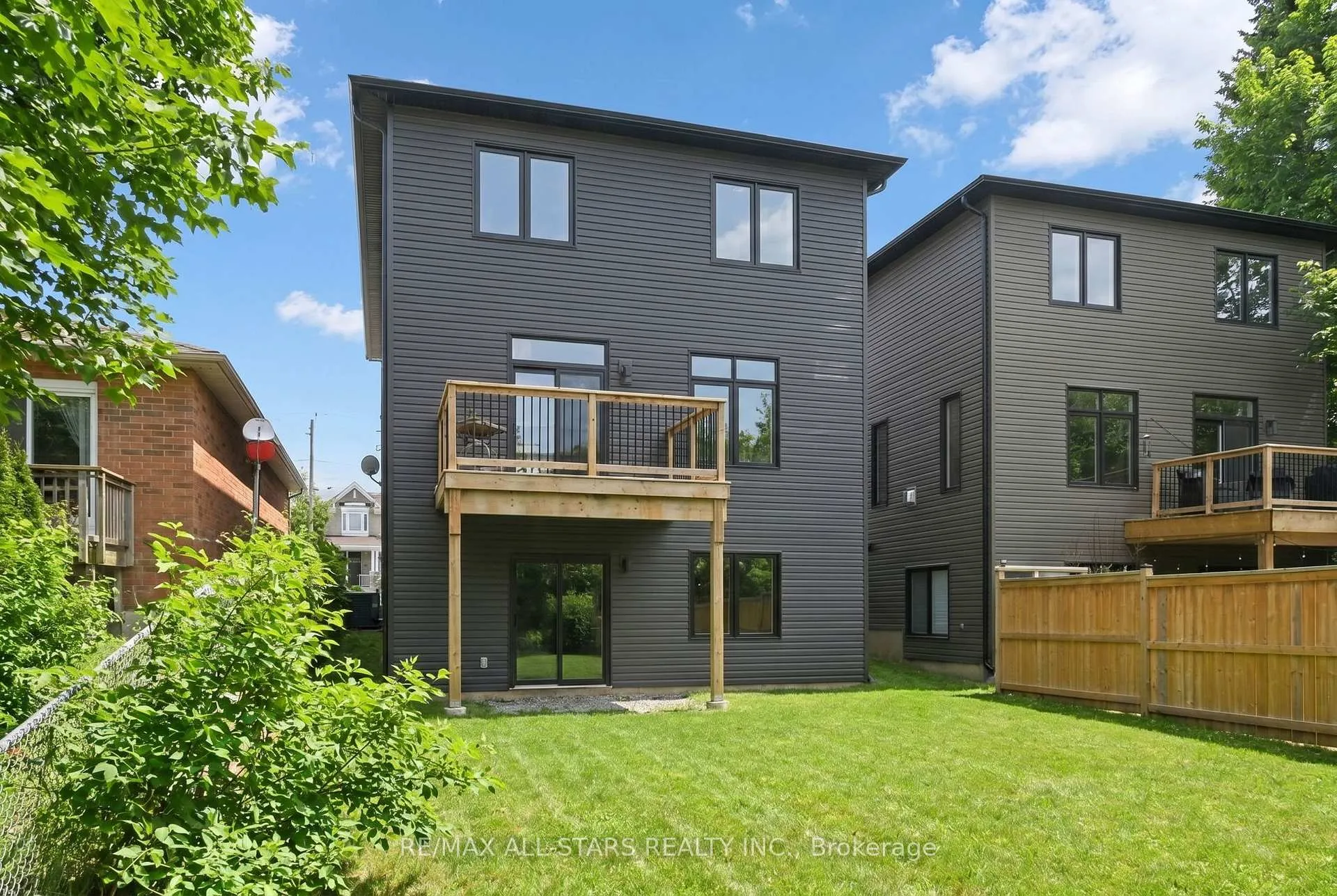 Photo 42 of 579 Victoria Street, Scugog, Port Perry — HOMEH