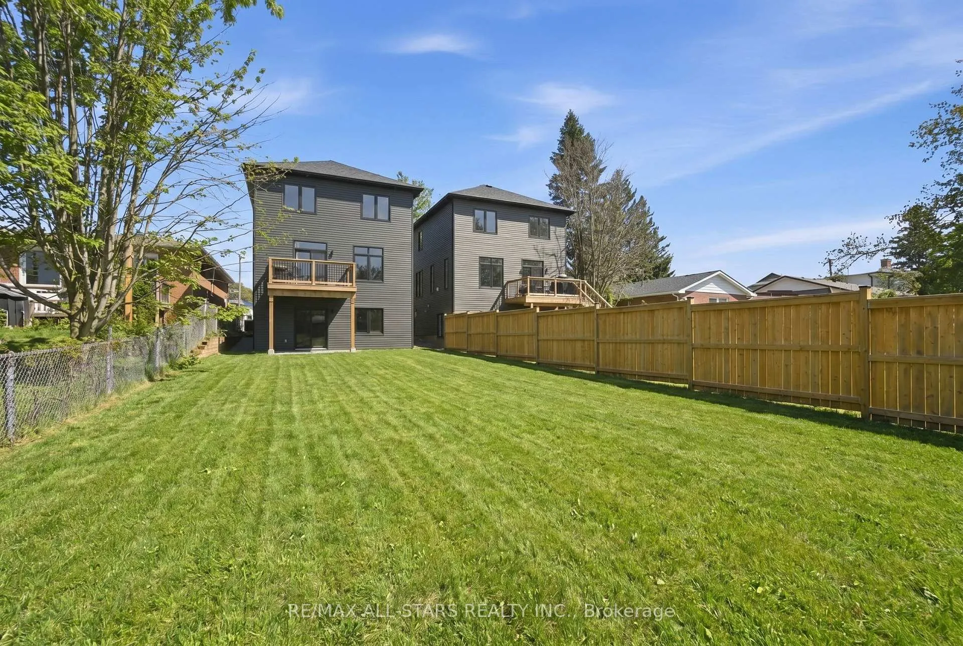 Photo 44 of 579 Victoria Street, Scugog, Port Perry — HOMEH