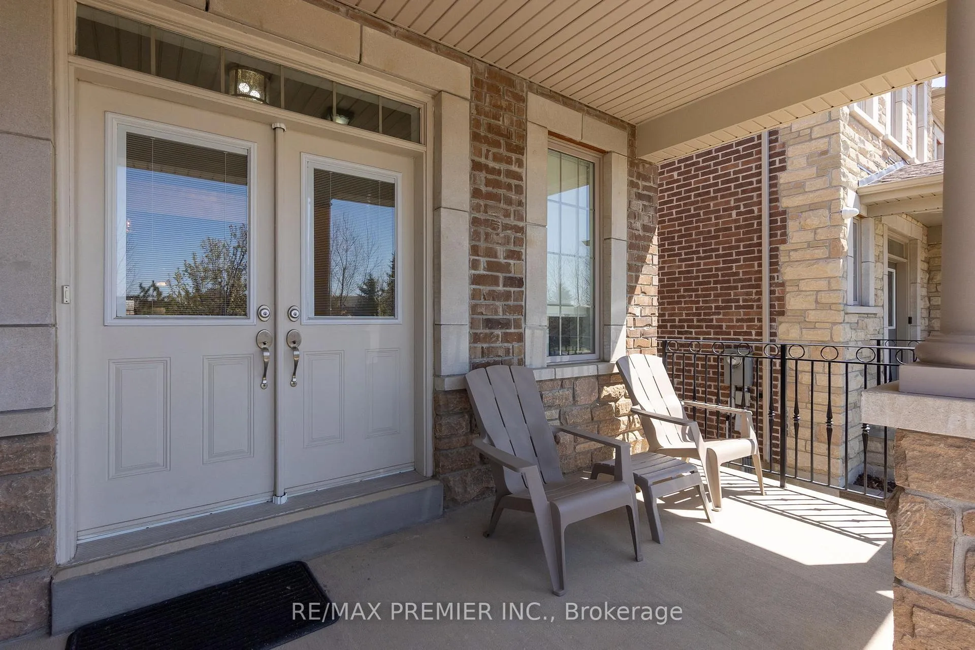 Photo 4 of 116 Torrey Pines Road, Vaughan, Kleinburg — HOMEH