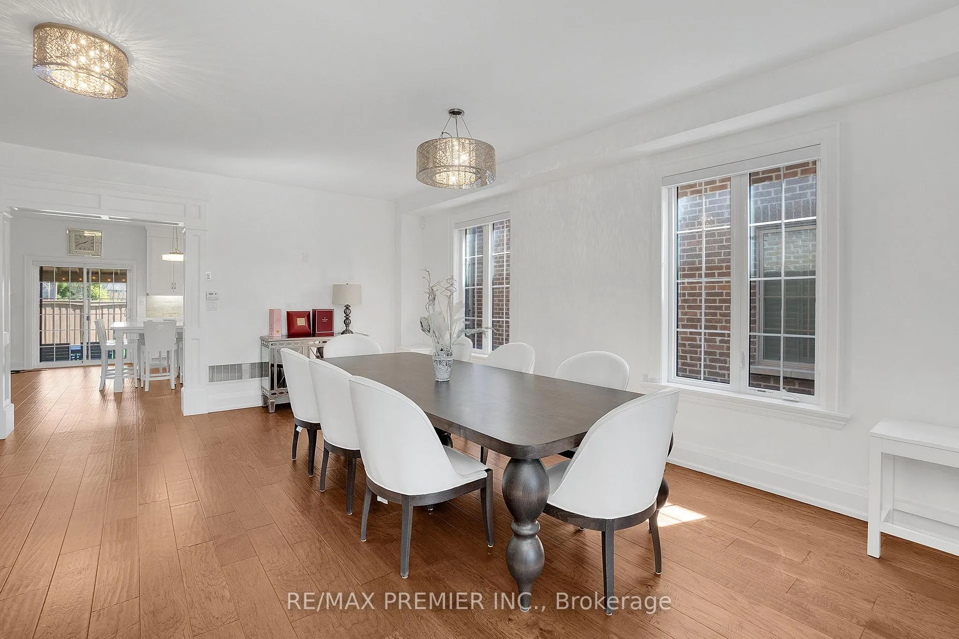 Photo 7 of 116 Torrey Pines Road, Vaughan, Kleinburg — HOMEH