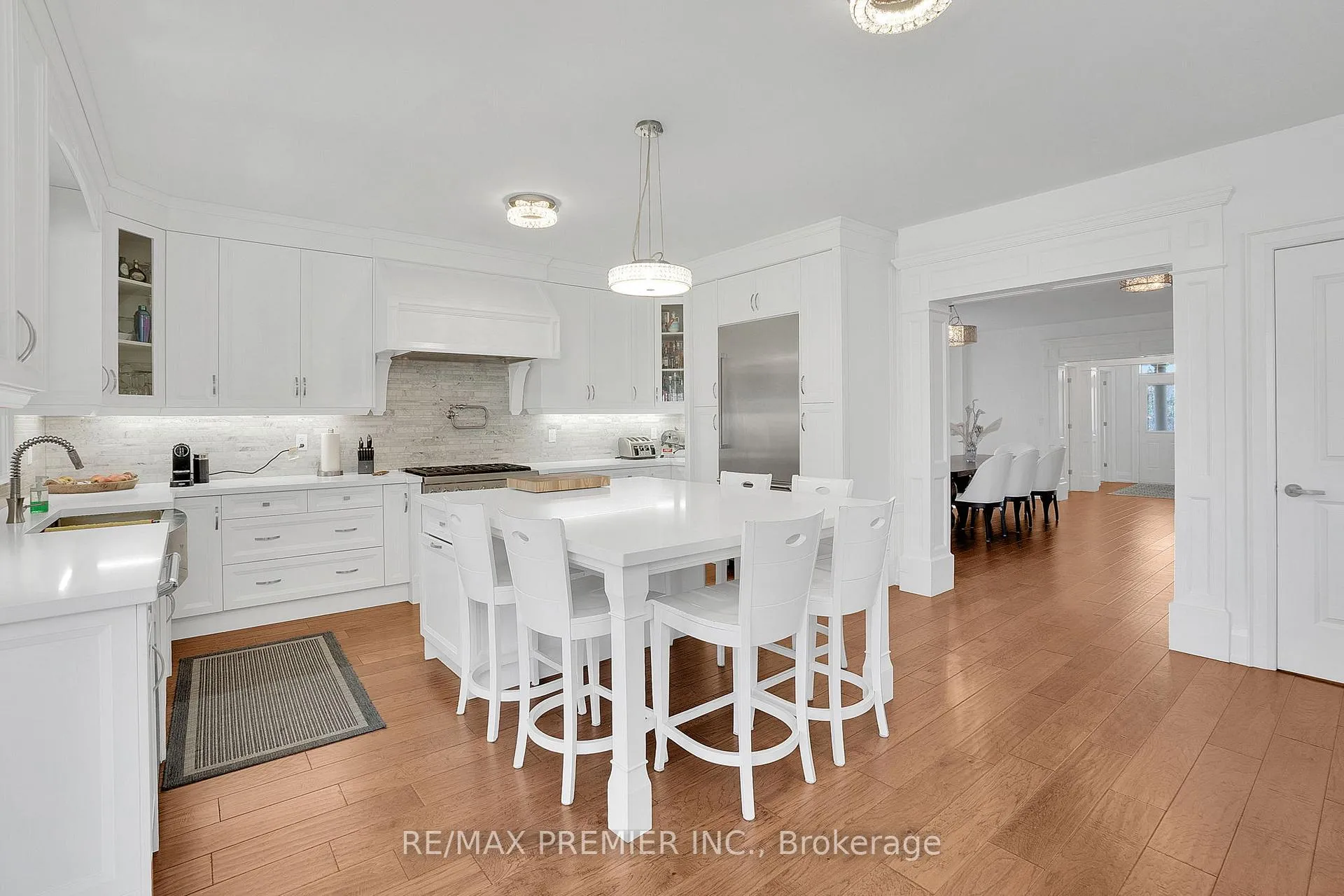 Photo 11 of 116 Torrey Pines Road, Vaughan, Kleinburg — HOMEH