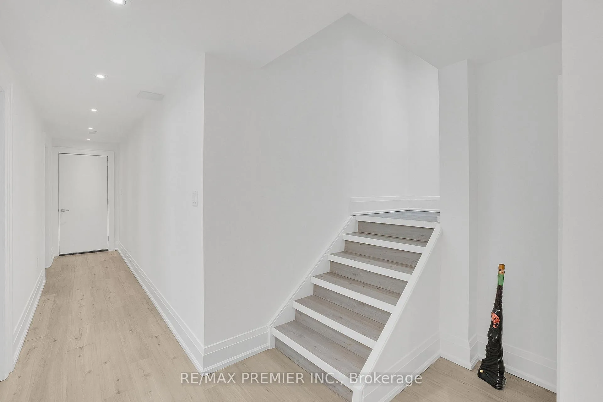 Photo 35 of 116 Torrey Pines Road, Vaughan, Kleinburg — HOMEH