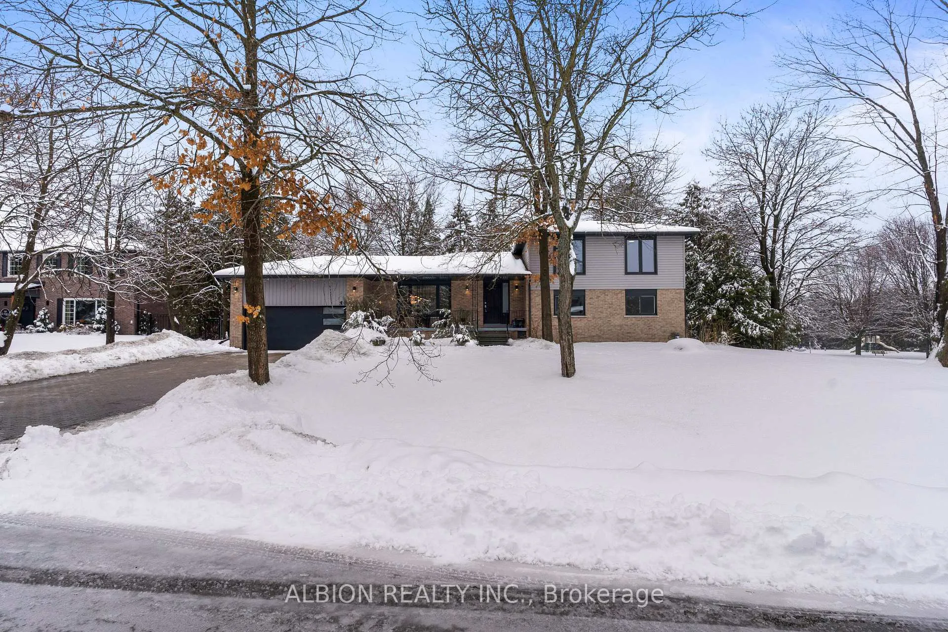 Photo 1 of 39 Westview Crescent, Caledon, Palgrave — HOMEH