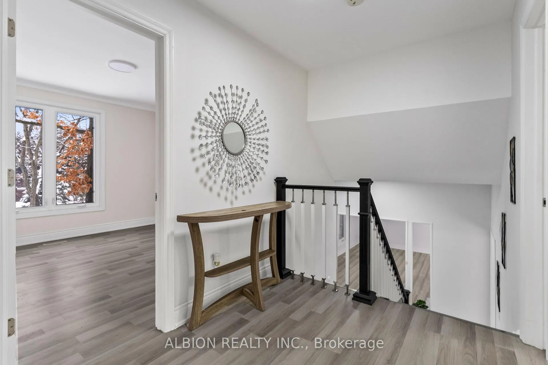 Photo 21 of 39 Westview Crescent, Caledon, Palgrave — HOMEH