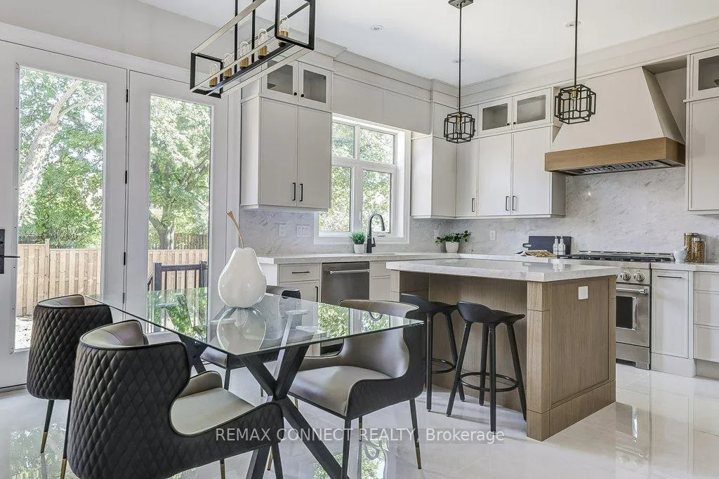 Photo 7 of 393 Rosebank Road, Pickering, Rosebank — HOMEH