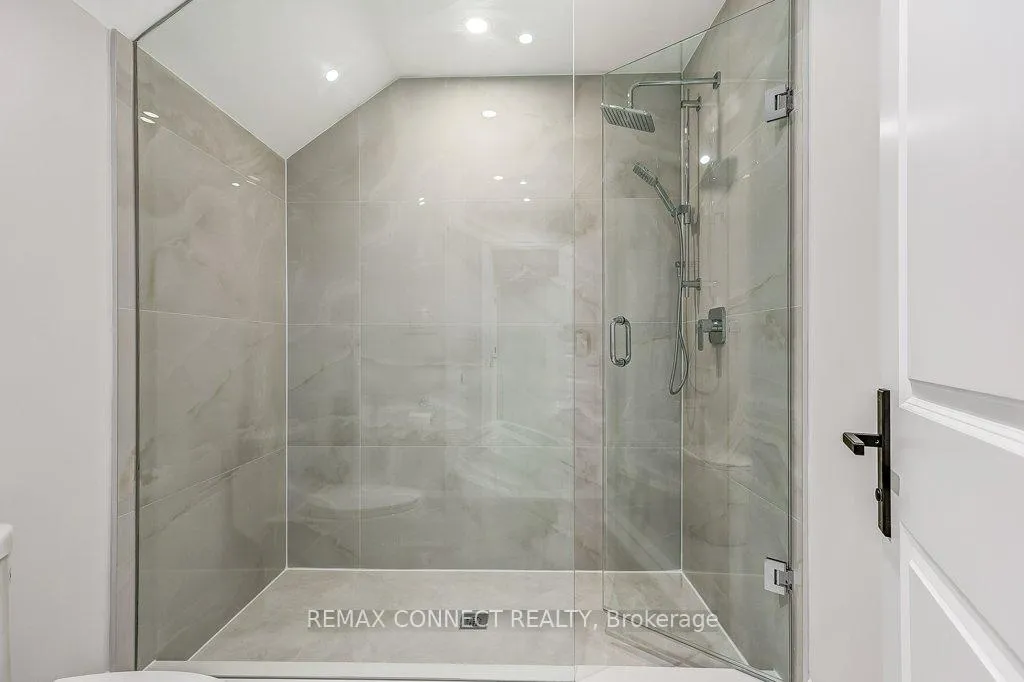 Photo 35 of 393 Rosebank Road, Pickering, Rosebank — HOMEH