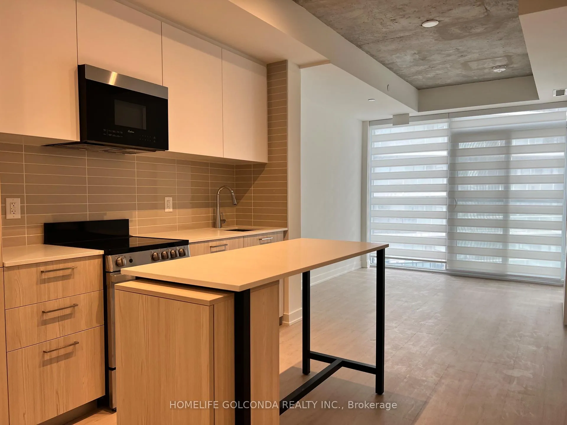Photo 5 of Unit 2208, 65 Mutual Street, Toronto, Church-Yonge Corridor — HOMEH