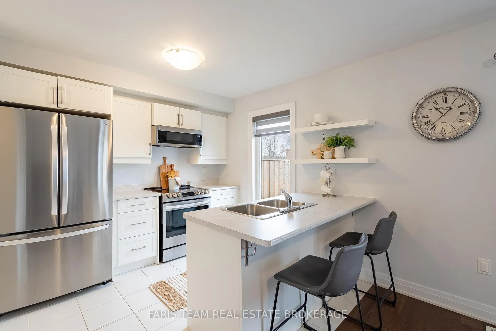 Photo 6 of 60 Brown Bear Street, Barrie, Rural Barrie Southwest — HOMEH