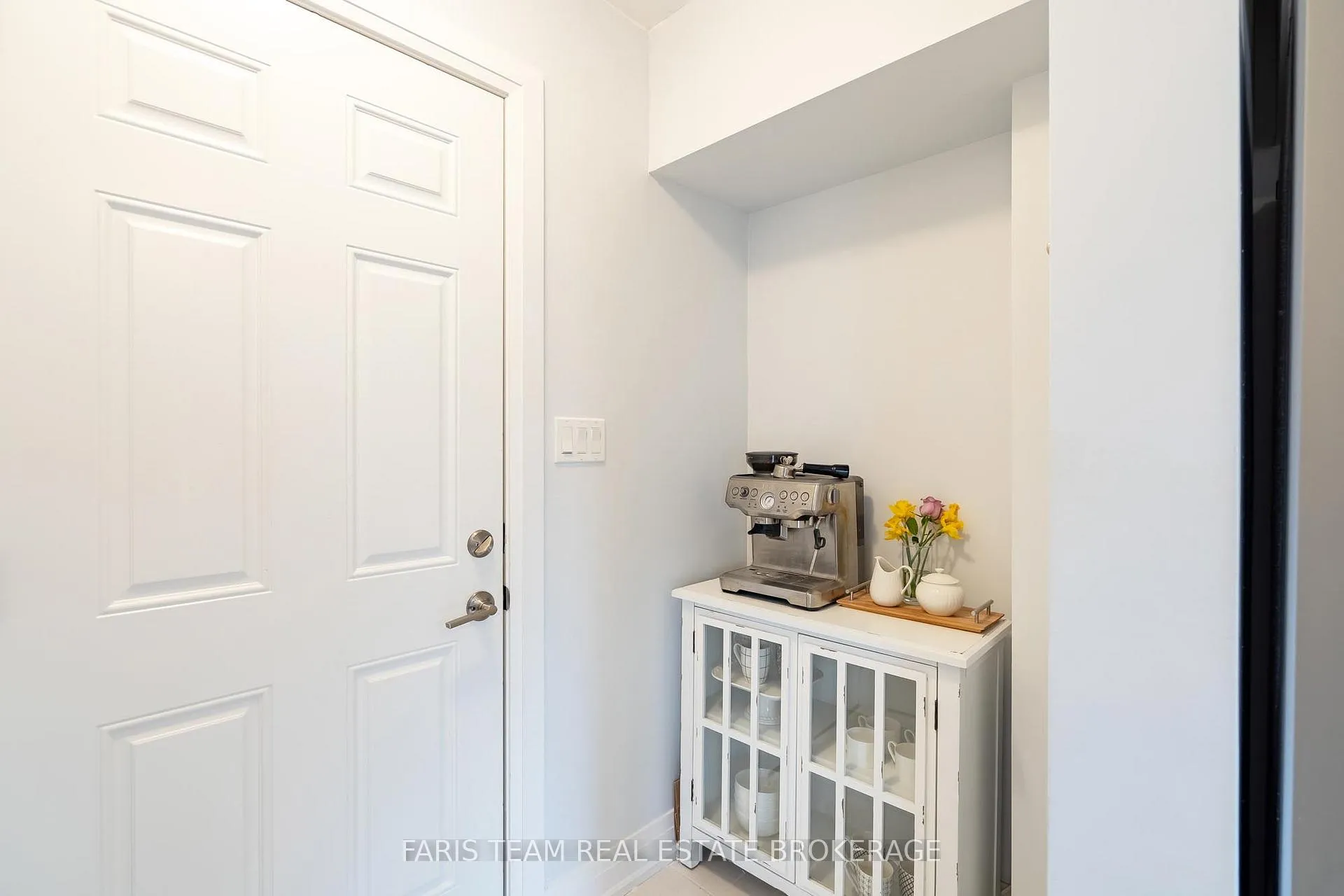 Photo 10 of 60 Brown Bear Street, Barrie, Rural Barrie Southwest — HOMEH