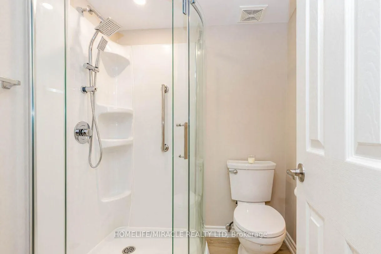 Photo 41 of 22 Brentwood Drive, Brampton, Avondale — HOMEH