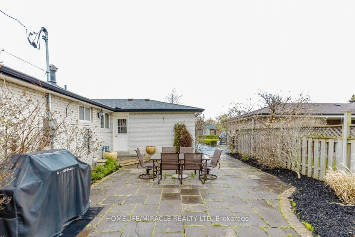 Photo 47 of 22 Brentwood Drive, Brampton, Avondale — HOMEH