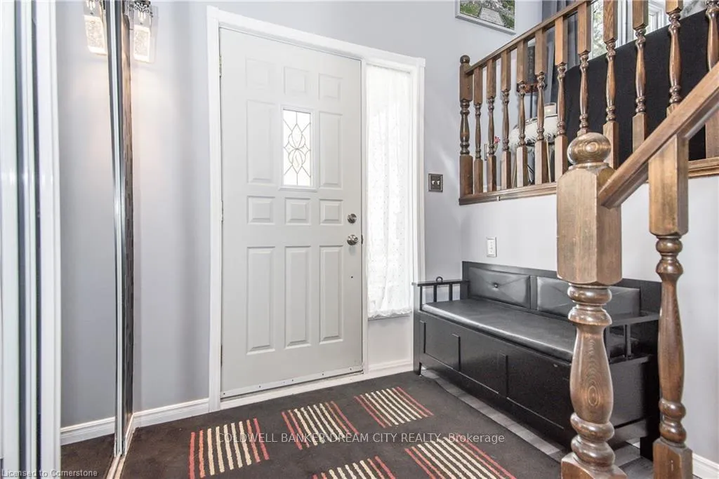 Photo 2 of Unit UPPER, 213 Scott Road, Cambridge — HOMEH
