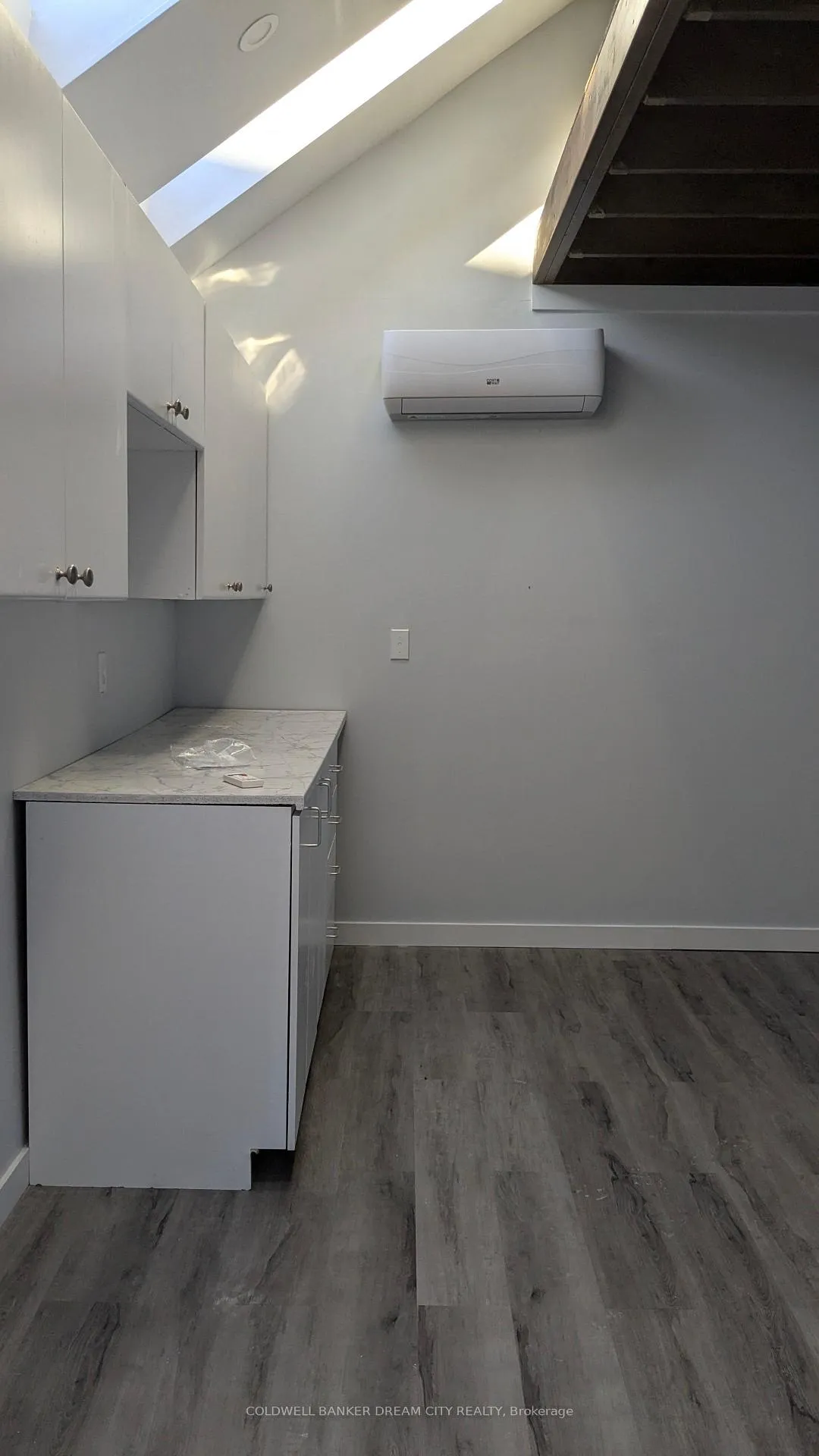 Photo 9 of Unit UPPER, 213 Scott Road, Cambridge — HOMEH