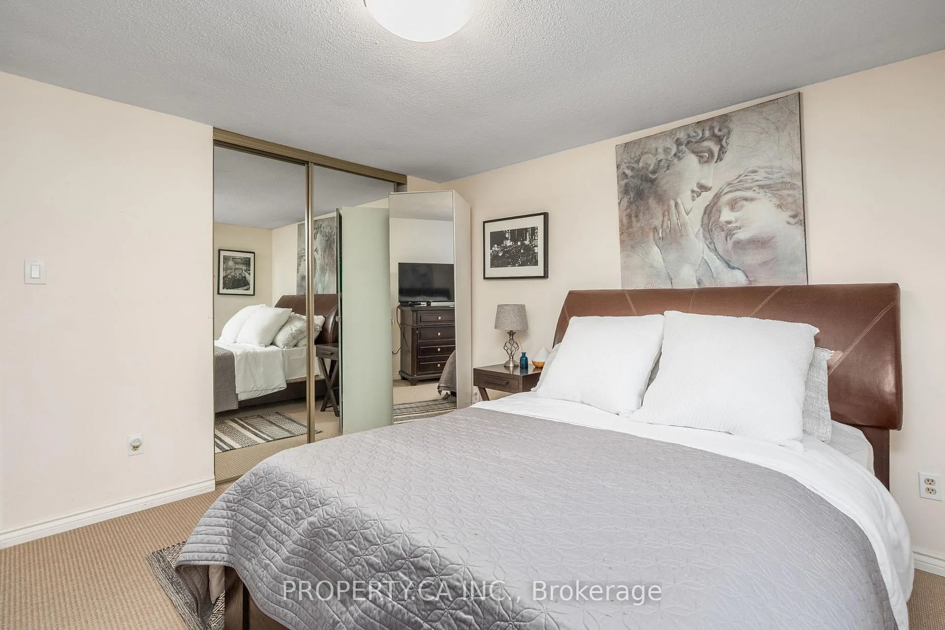 Photo 29 of 109 Lisa Crescent, Vaughan, Crestwood-Springfarm-Yorkhill — HOMEH